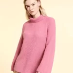 Fashionable-Women's-Sweaters